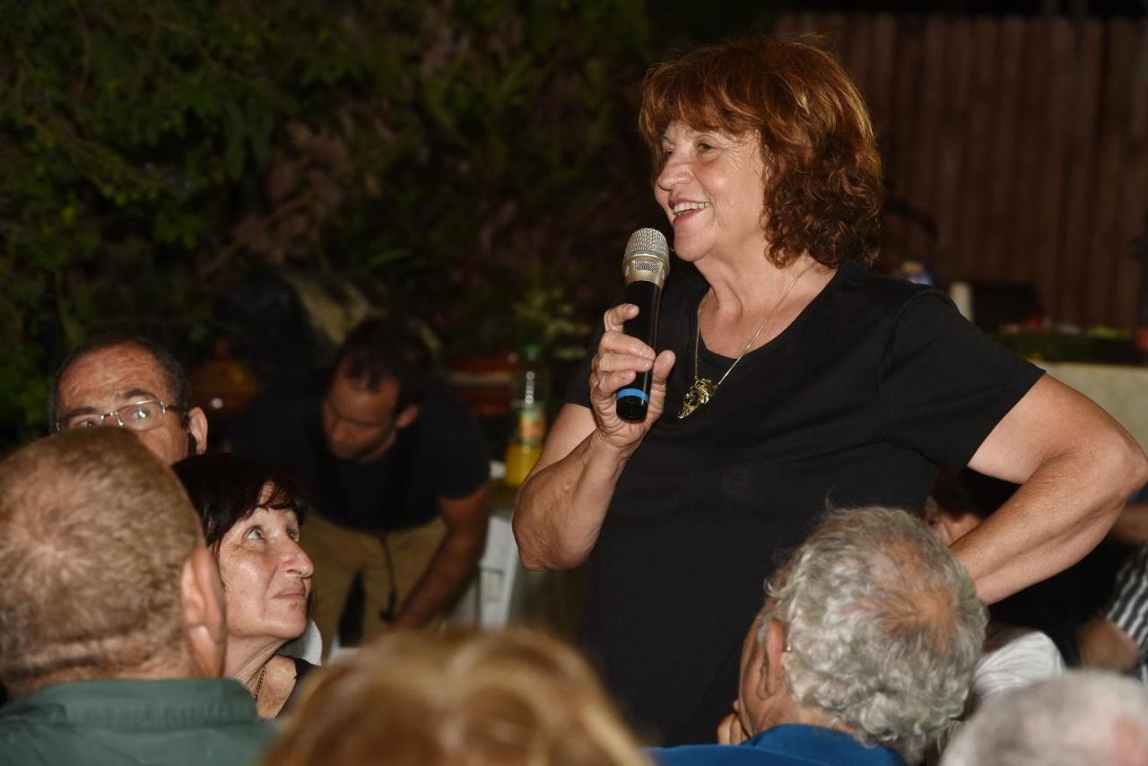 Nuriel Fruit & Guest House Sheʼar Yashuv Exteriör bild